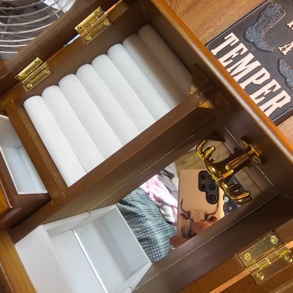 Jewlery box - Picture 3 of 4